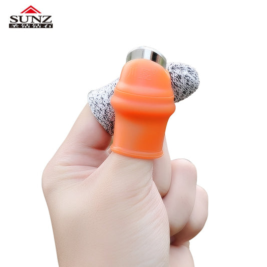 Thumb Pruner with Protective Sheath for Precise Pruning