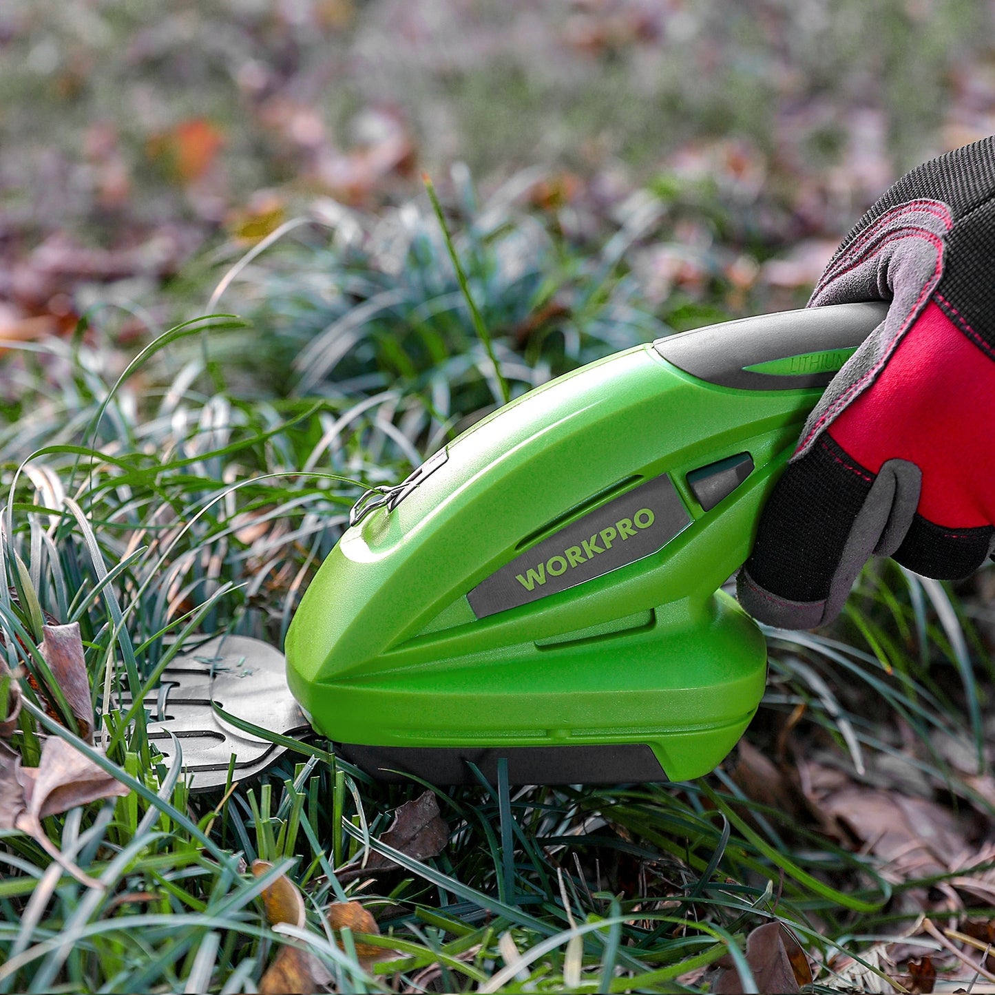 Versatile Hedge Trimming with Rechargeable Power: Electric Trimmer with Two Blade Sizes and Anti-Slip Grip