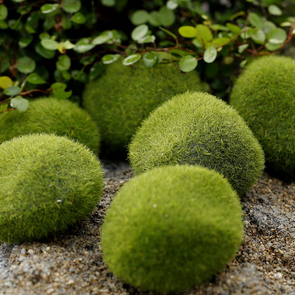 Versatile Artificial Green Moss for Decorating and Crafting - Available in 13cm and 16cm Sizes